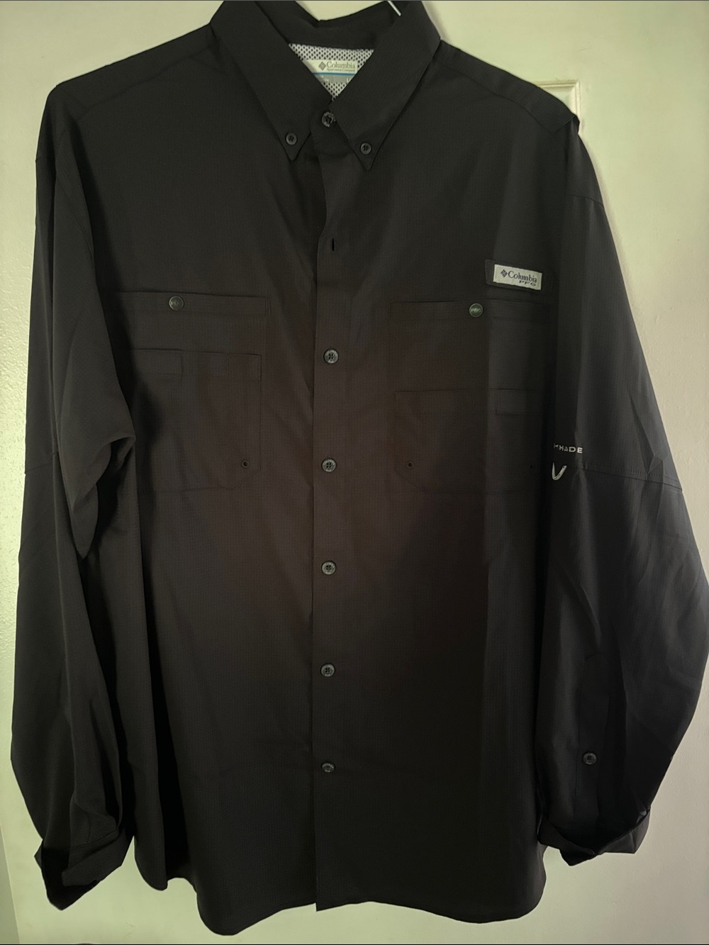 Columbia‎ PFG Omni-Shade Fishing Shirt Men’s L Black, Vented, Long Sleeve